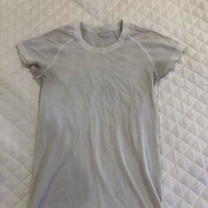 Lululemon white razorback